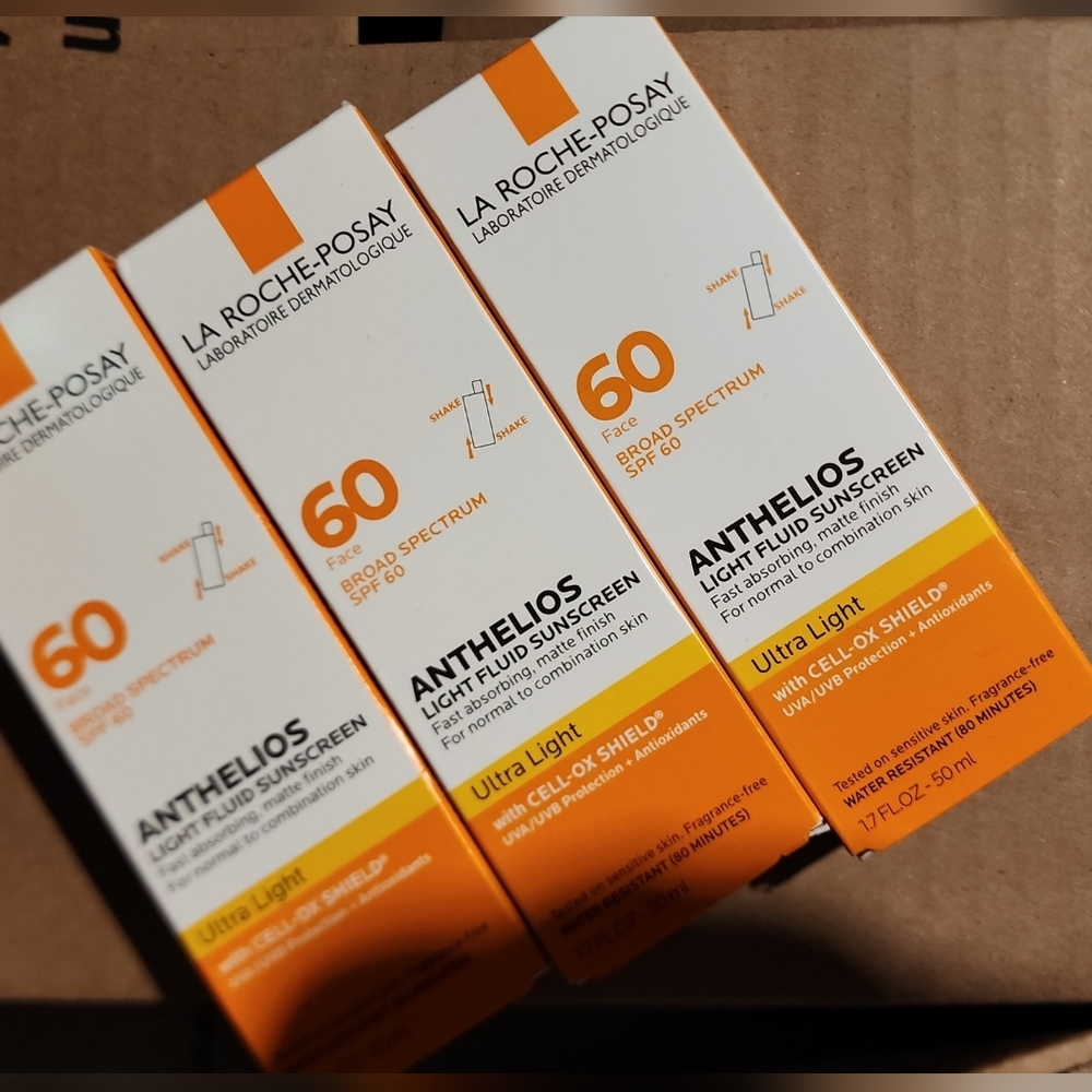 LA ROCHE POSAY 60 SPF ULTRA LIGHT SUNSCREEN (3 PK of 1.7 fl.oz.)